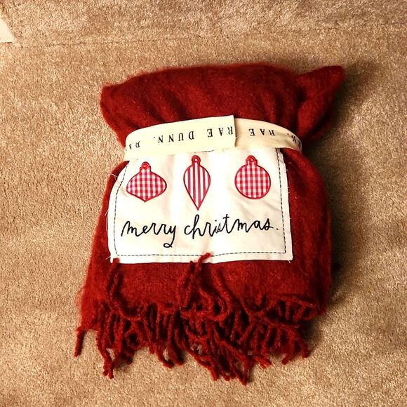 Rae Dunn "Merry Christmas" Red Faux Mohair Throw NWT - Picture 1 of 4